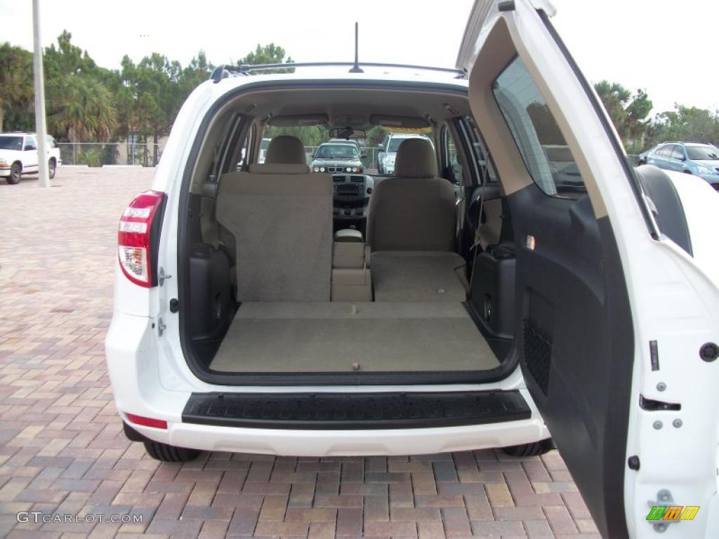 2009 Toyota RAV4 I4 Trunk Photo #43554906