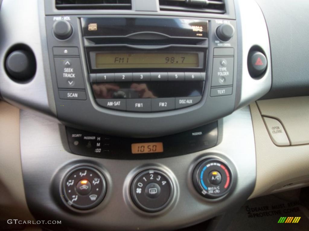 2009 Toyota RAV4 I4 Controls Photo #43554966