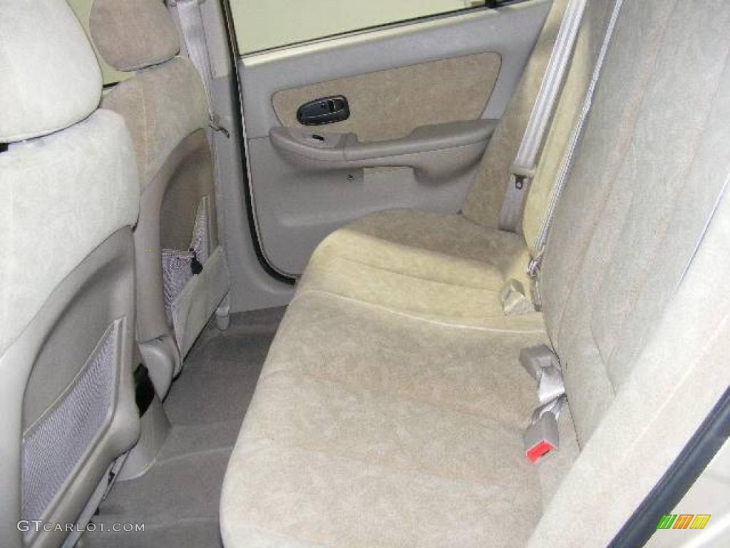 2003 Elantra GLS Sedan - Champagne Beige / Beige photo #11