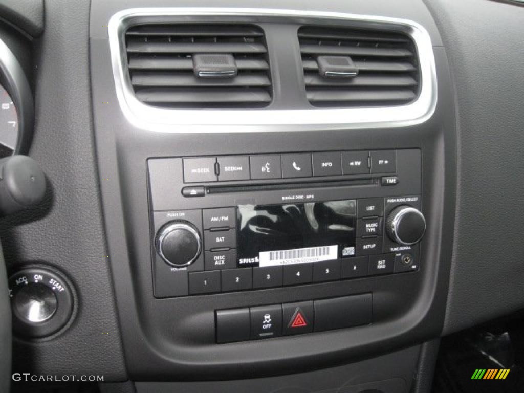 2011 Dodge Avenger Mainstreet Controls Photo #43557580
