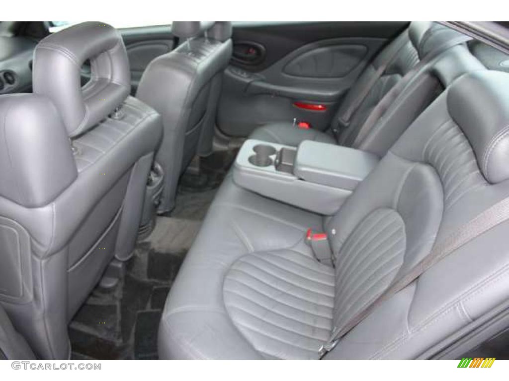 2002 Pontiac Bonneville SLE interior Photo #43560610