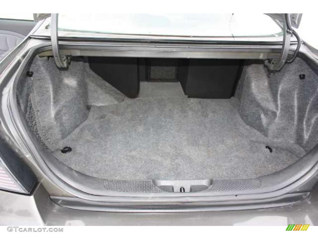 2002 Pontiac Bonneville SLE Trunk Photo #43560682