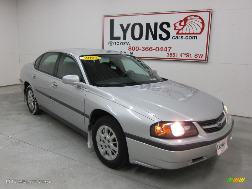 2004 Impala  - Galaxy Silver Metallic / Medium Gray photo #18