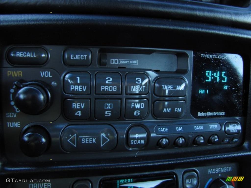 1998 Chevrolet Corvette Coupe Controls Photo #43562470