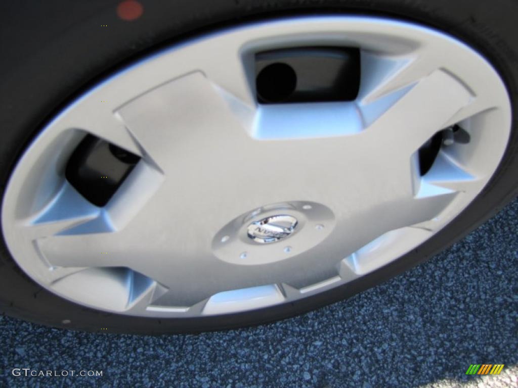 2011 Nissan Cube 1.8 S Wheel Photo #43563526