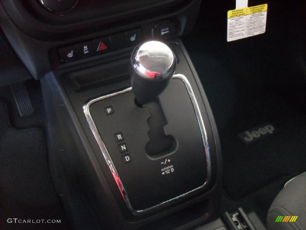 2011 Jeep Compass 2.4 Latitude CVT Automatic Transmission Photo #43568798