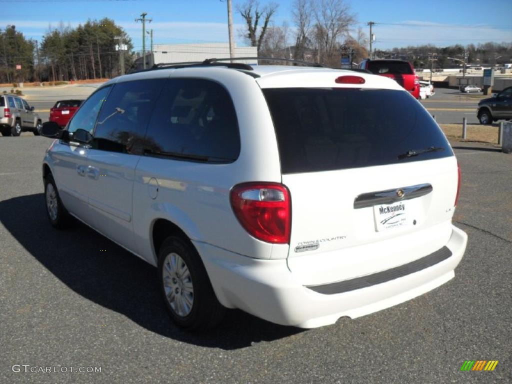 2007 Town & Country LX - Stone White / Medium Slate Gray photo #2