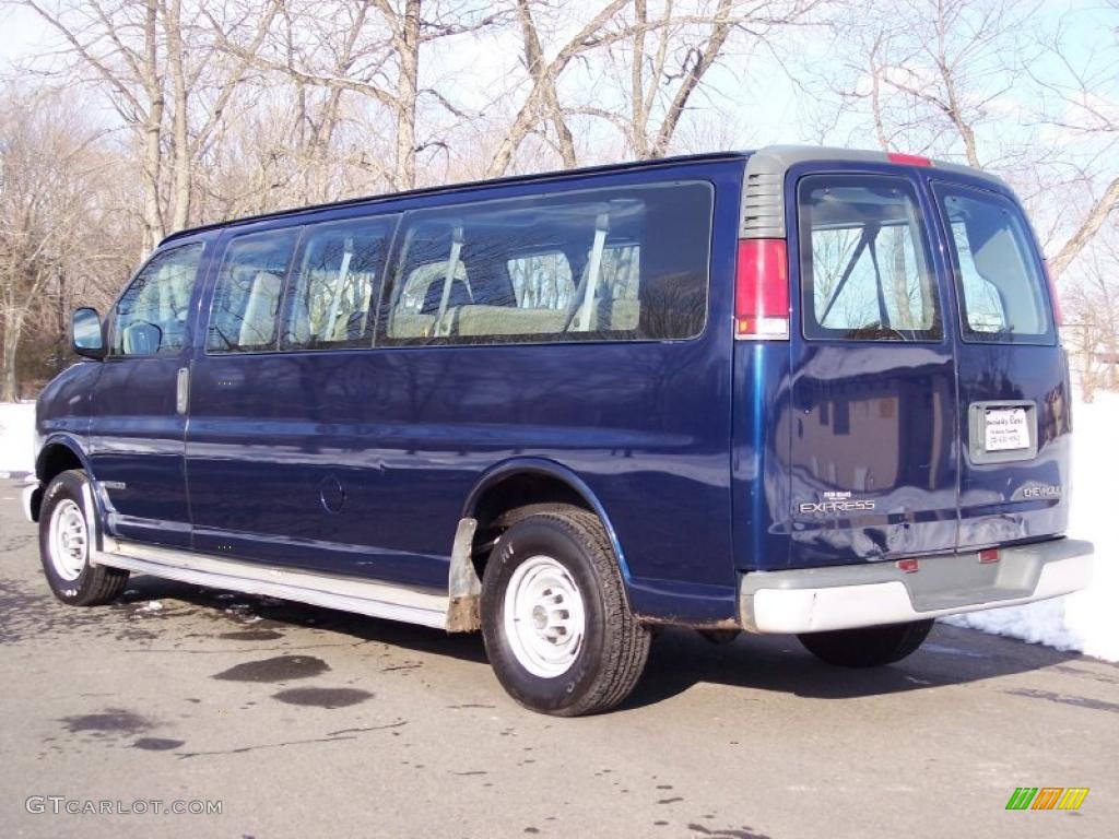 2001 Express 3500 LS Extended Passenger Van - Indigo Blue Metallic / Medium Gray photo #6