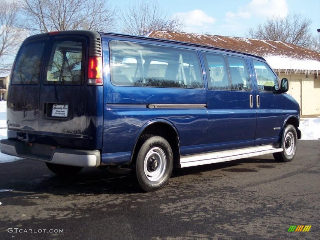 2001 Express 3500 LS Extended Passenger Van - Indigo Blue Metallic / Medium Gray photo #15