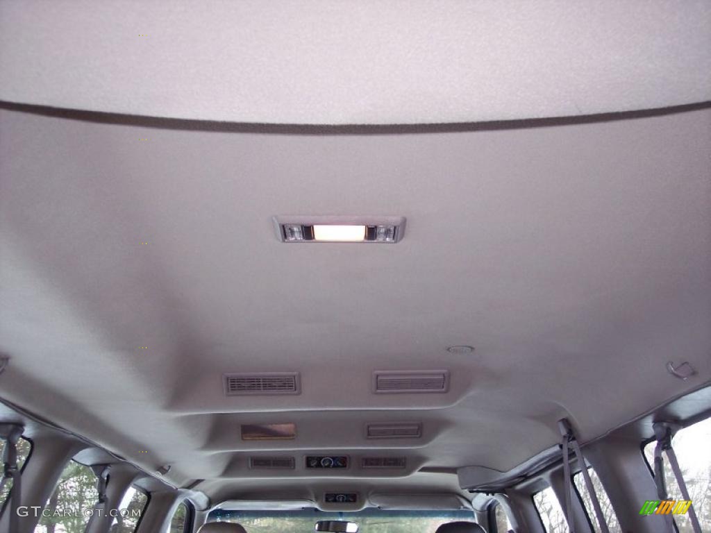 Medium Gray Interior 2001 Chevrolet Express 3500 LS Extended Passenger Van Photo #43570714