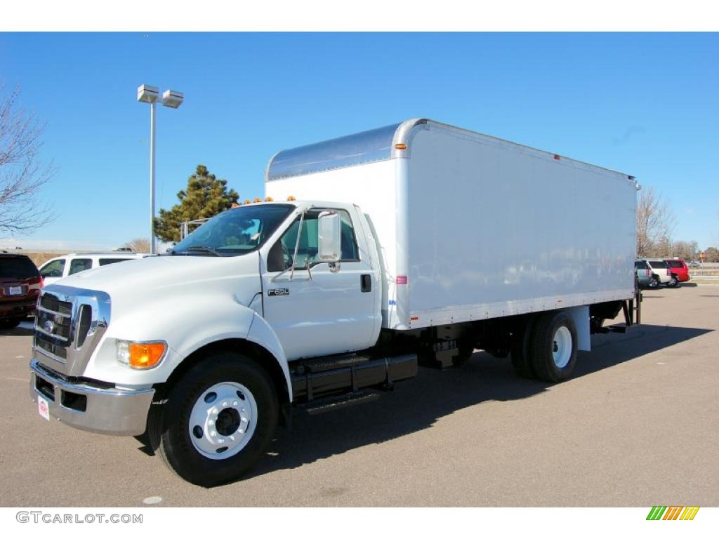 2008 F650 Super Duty XL Regular Cab Moving Truck - Oxford White / Medium Flint photo #1