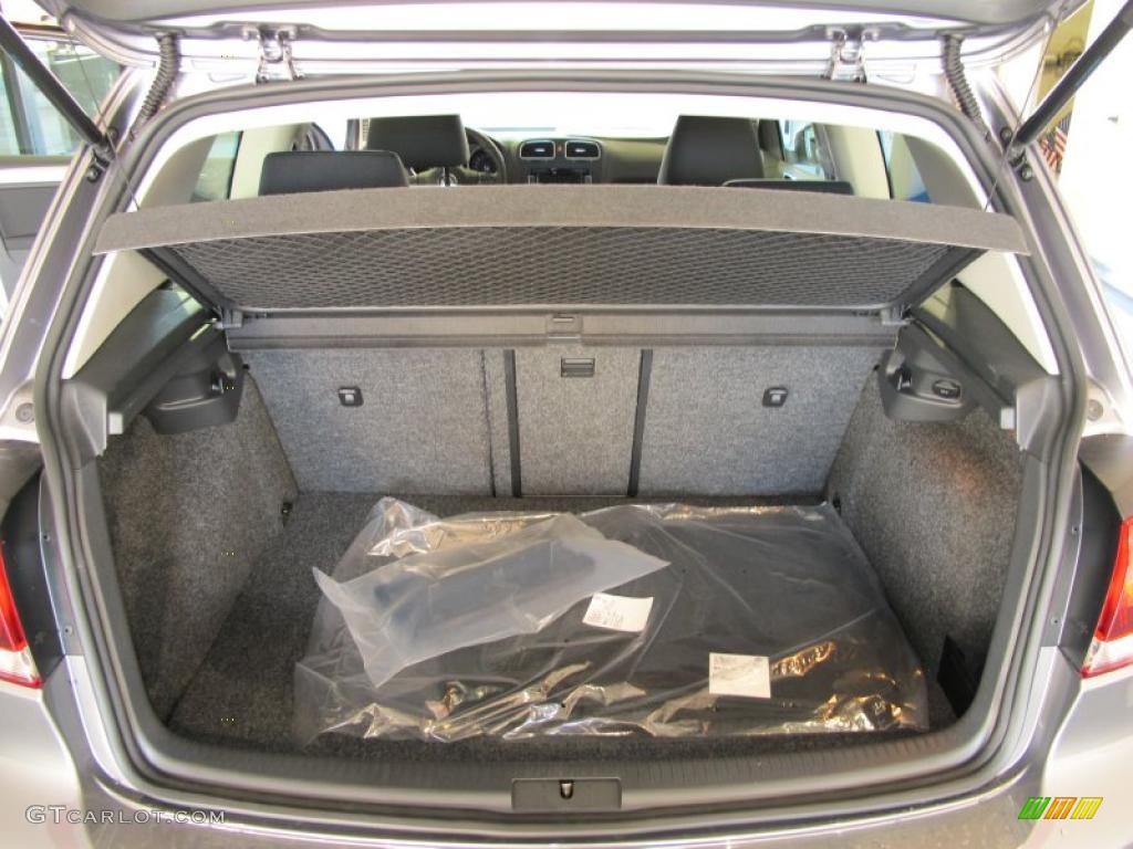 2011 Volkswagen Golf 2 Door TDI Trunk Photo #43571778