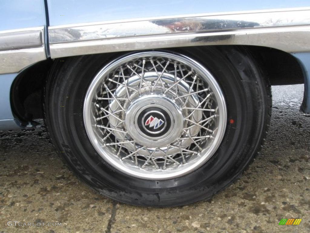 1992 Buick Roadmaster Limited Wheel Photo #43579294
