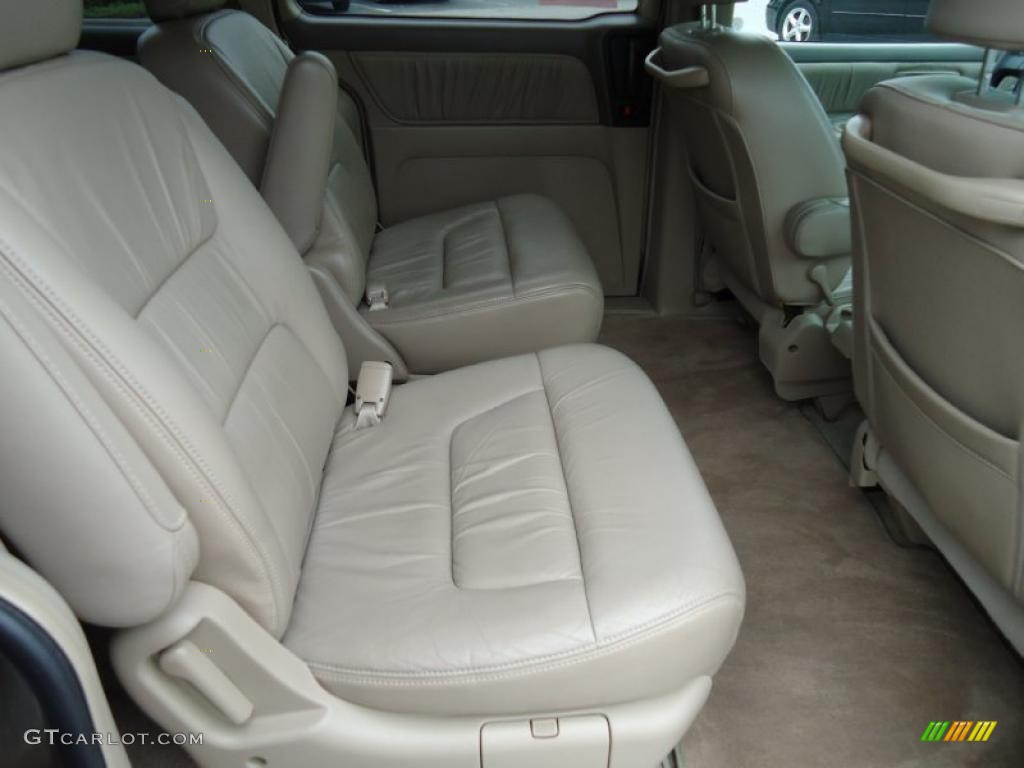 Ivory Interior 2004 Honda Odyssey EX-L Photo #43589371
