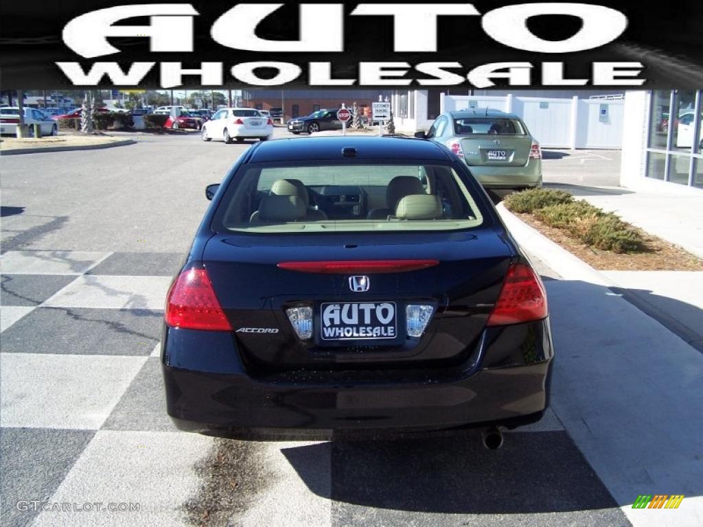 2006 Accord EX-L Sedan - Nighthawk Black Pearl / Ivory photo #3