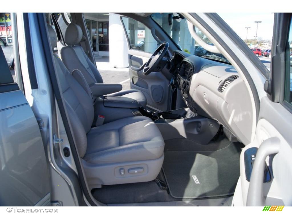 Taupe Interior 2006 Toyota Sequoia SR5 Photo #43591267