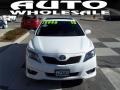 Super White - Camry SE Photo No. 2
