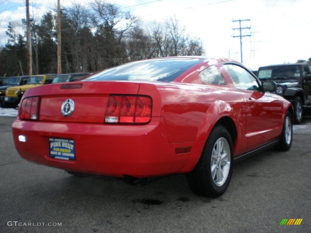 2007 Mustang V6 Deluxe Coupe - Torch Red / Medium Parchment photo #5