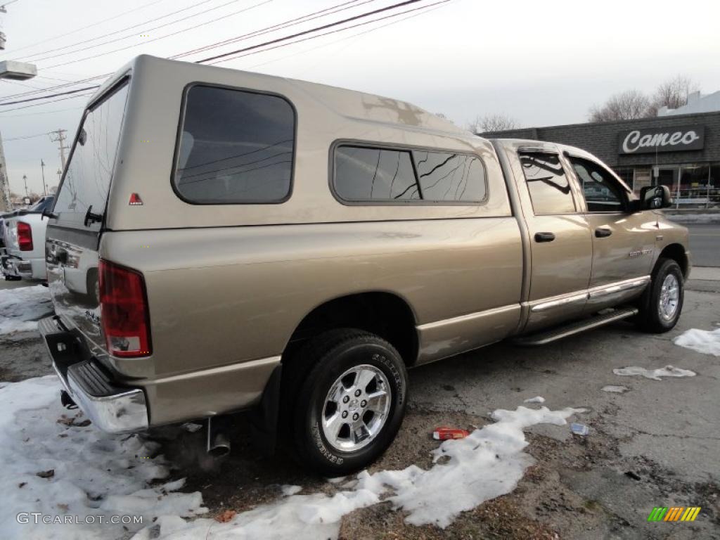 2006 Ram 1500 Laramie Quad Cab 4x4 - Light Khaki Metallic / Khaki Beige photo #5