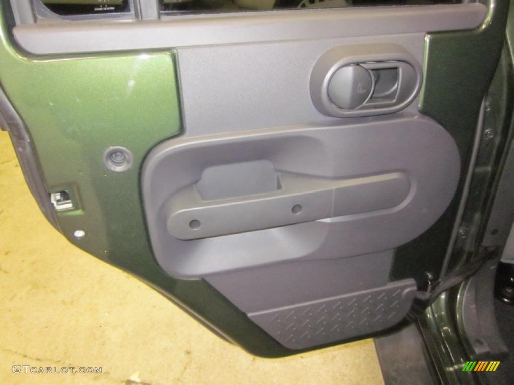 2009 Wrangler Unlimited X 4x4 - Jeep Green Metallic / Dark Slate Gray/Medium Slate Gray photo #20