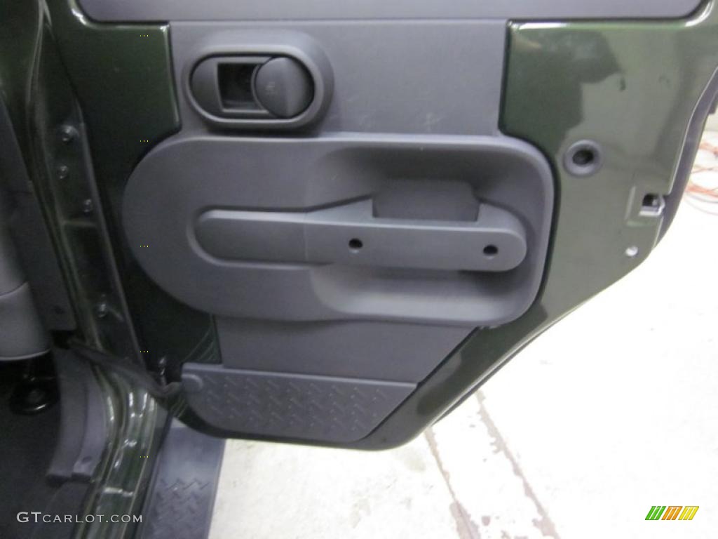 2009 Wrangler Unlimited X 4x4 - Jeep Green Metallic / Dark Slate Gray/Medium Slate Gray photo #21