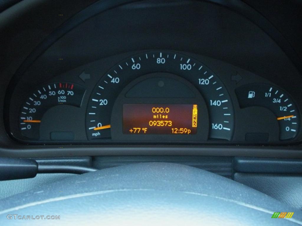 2001 Mercedes-Benz C 240 Sedan Gauges Photo #43609121