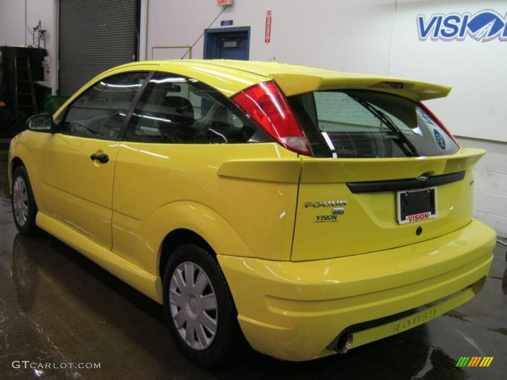 2005 Focus ZX3 SE Coupe - Egg Yolk Yellow / Charcoal/Charcoal photo #13