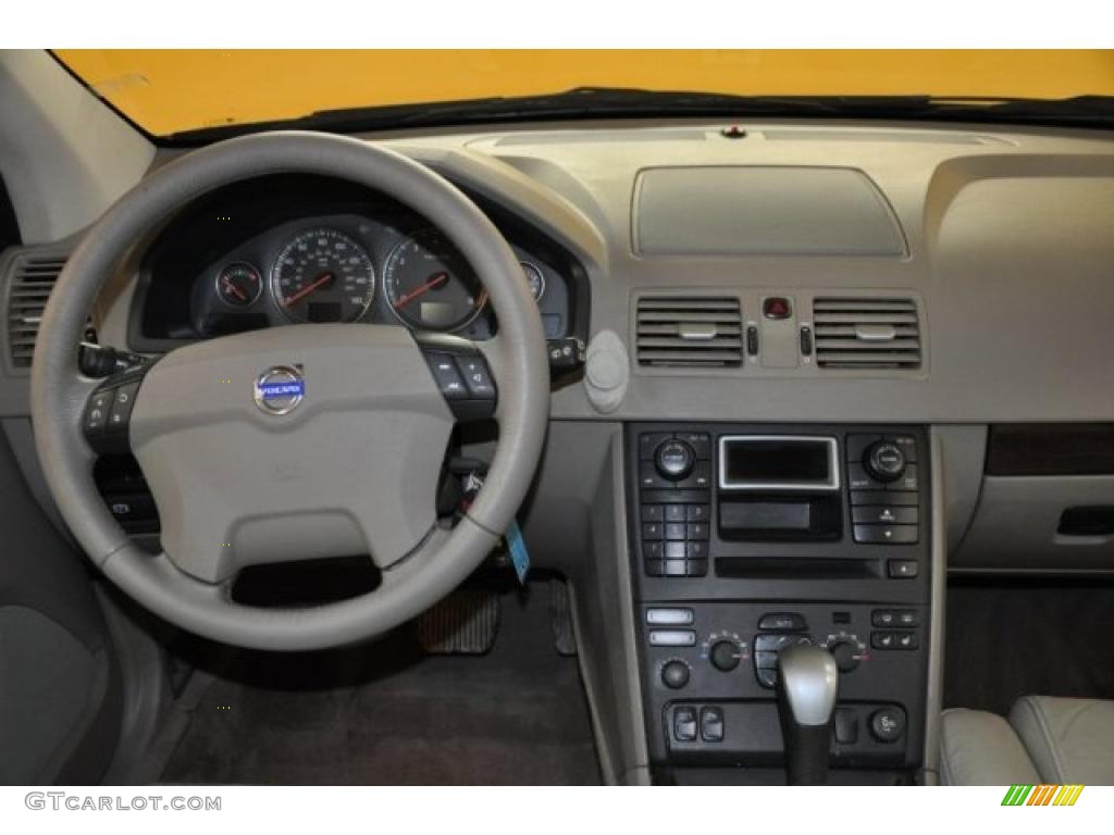 2003 XC90 T6 AWD - Black / Taupe/Light Taupe photo #6