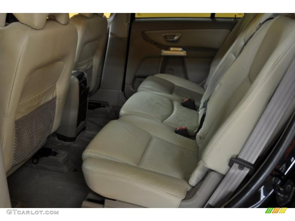 2003 XC90 T6 AWD - Black / Taupe/Light Taupe photo #13