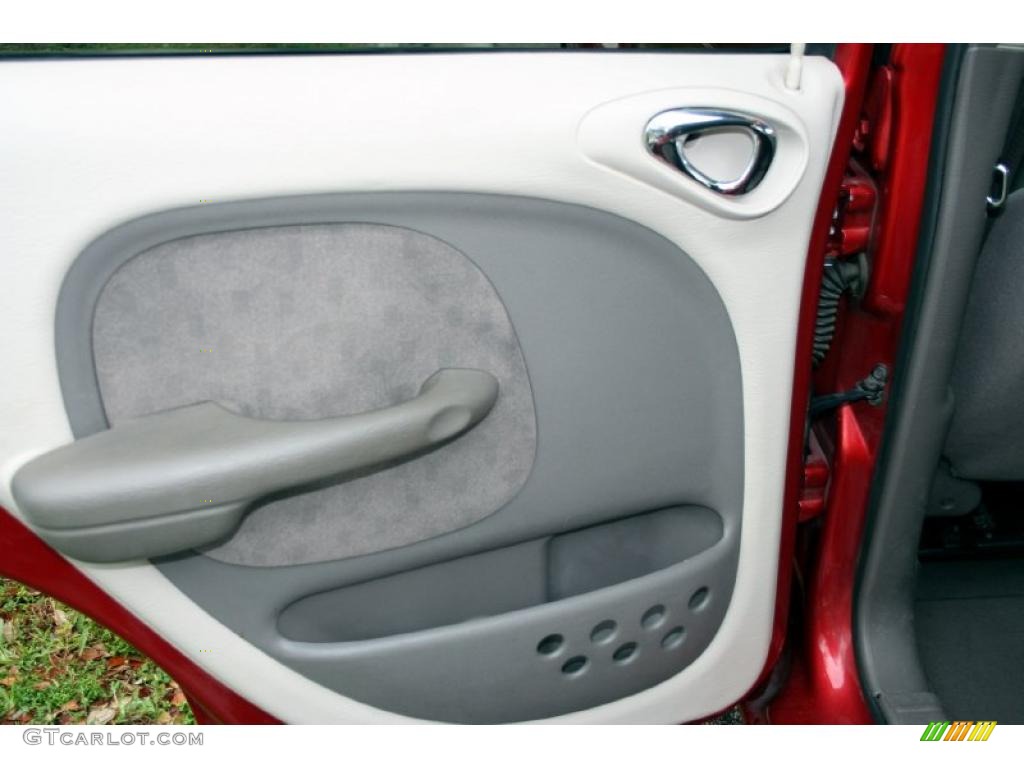 2002 Chrysler PT Cruiser Touring Gray Door Panel Photo #43621839