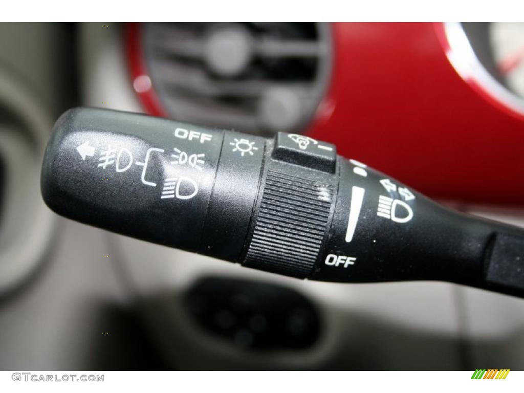 2002 Chrysler PT Cruiser Touring Controls Photo #43622240