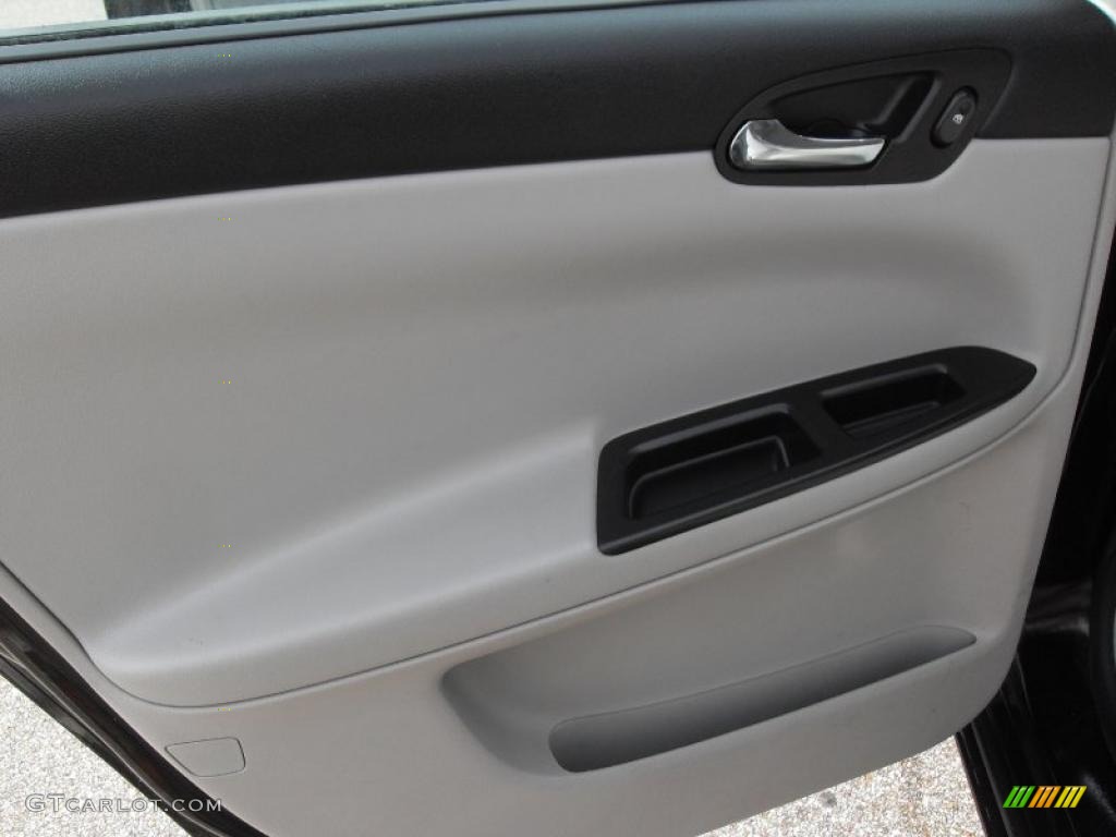 2008 Impala LS - Black / Gray photo #16