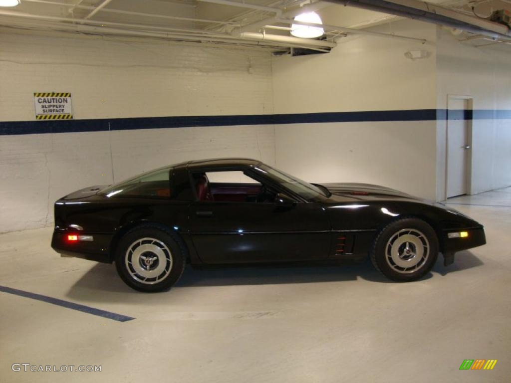 Black 1985 Chevrolet Corvette Coupe Exterior Photo #43625424