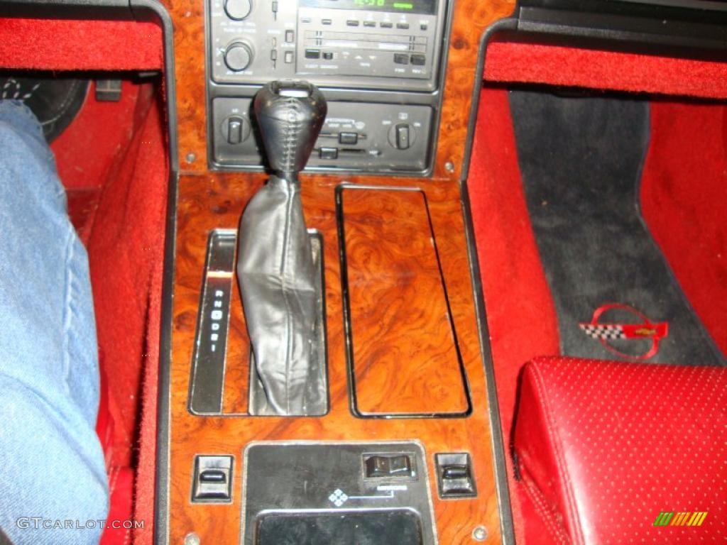 1985 Chevrolet Corvette Coupe 4 Speed Automatic Transmission Photo #43625712