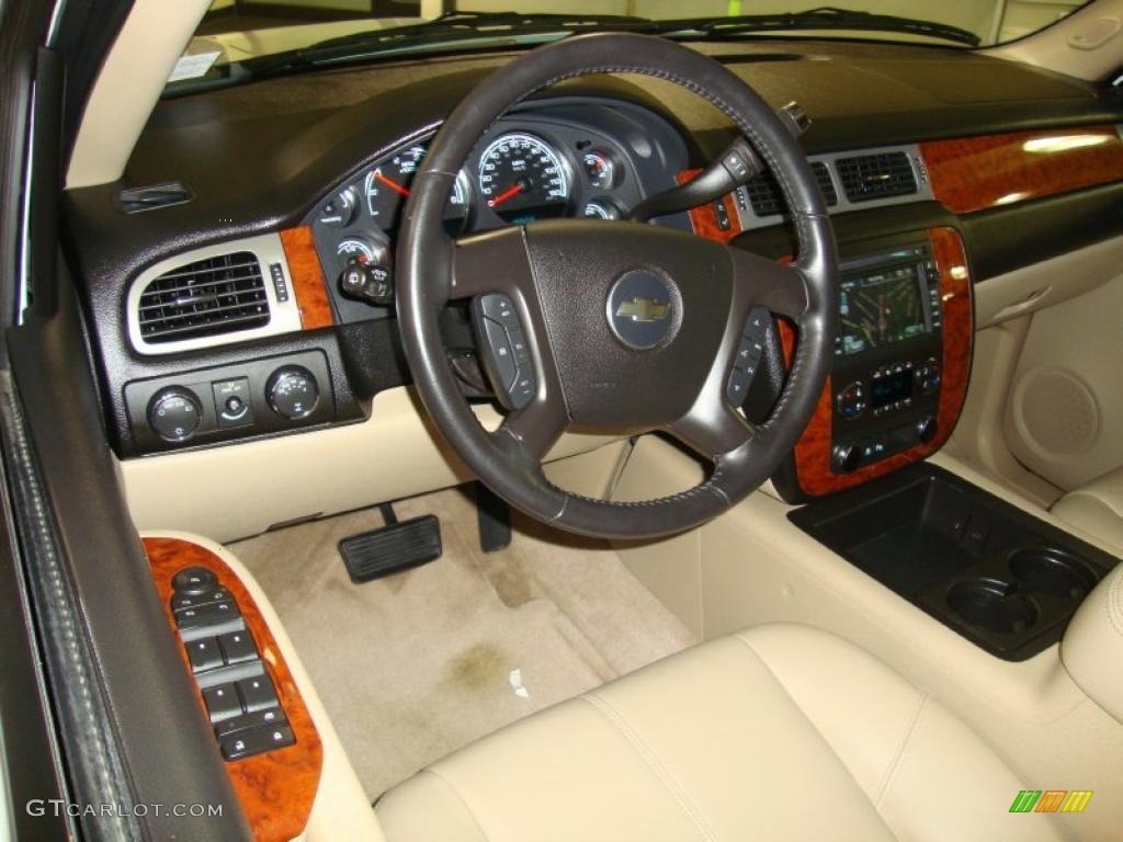Light Cashmere/Ebony Interior 2008 Chevrolet Tahoe Hybrid 4x4 Photo #43625856