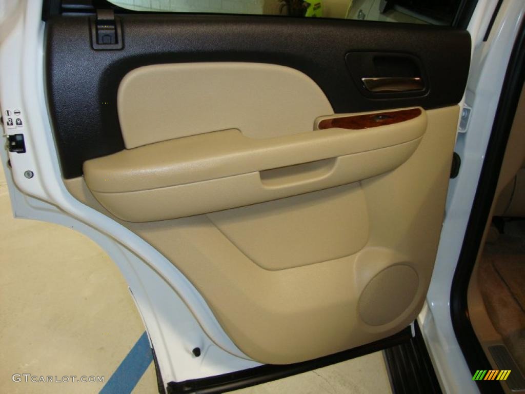 2008 Chevrolet Tahoe Hybrid 4x4 Light Cashmere/Ebony Door Panel Photo #43626009