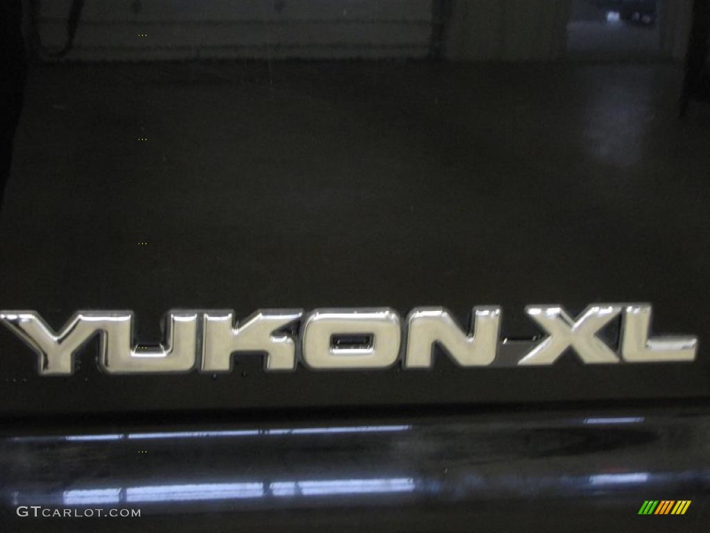 2001 Yukon XL SLT 4x4 - Onyx Black / Neutral Tan/Shale photo #23