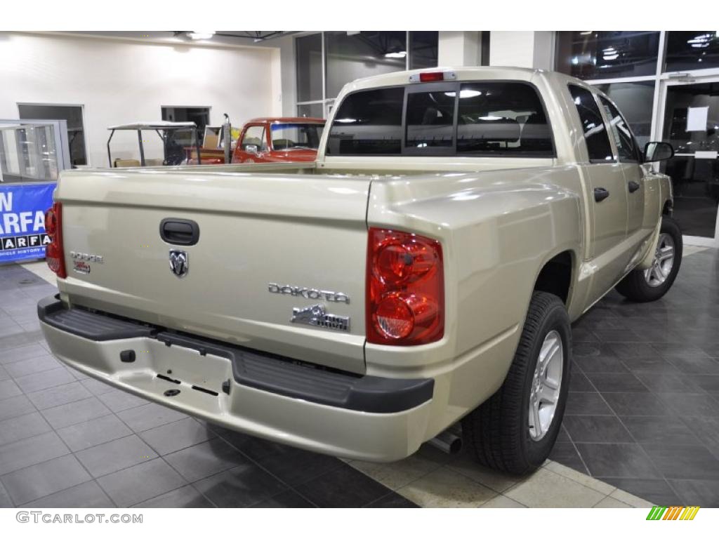 2011 Dakota Big Horn Crew Cab - White Gold Metallic / Dark Khaki/Medium Khaki photo #5