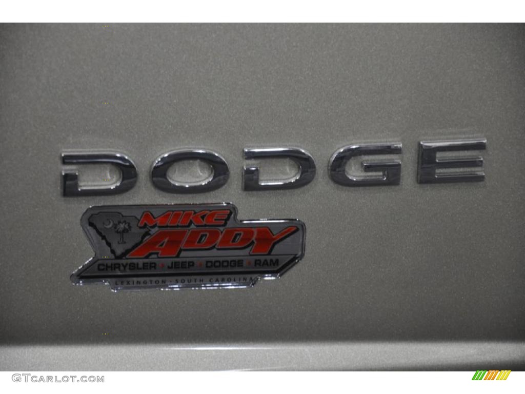 2011 Dakota Big Horn Crew Cab - White Gold Metallic / Dark Khaki/Medium Khaki photo #7