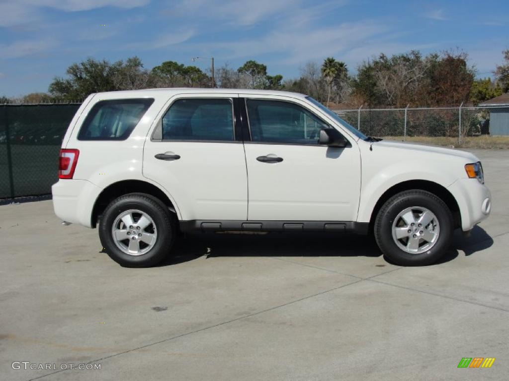 2011 Escape XLS - White Suede / Stone photo #2