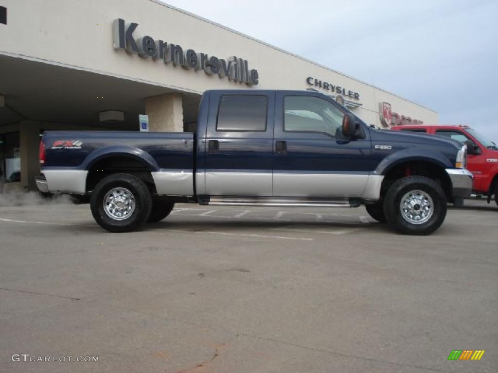 2004 F250 Super Duty XLT Crew Cab 4x4 - True Blue Metallic / Medium Flint photo #2