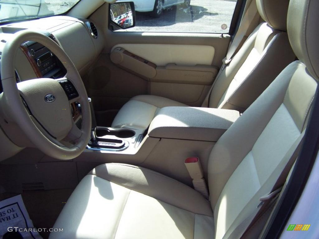 2010 Explorer Eddie Bauer - White Suede / Camel photo #22