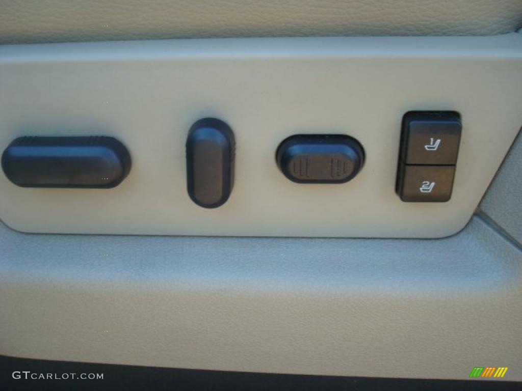 2010 F150 Lariat SuperCrew 4x4 - Dark Blue Pearl Metallic / Medium Stone photo #9
