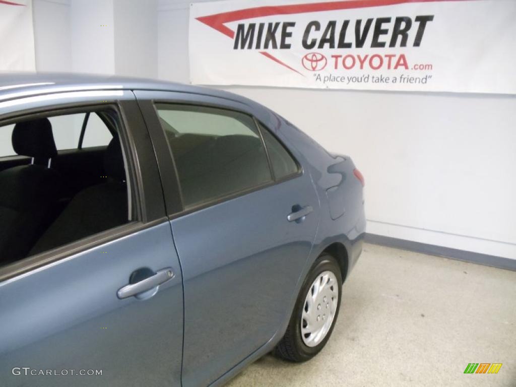 2010 Yaris Sedan - Pacific Blue Metallic / Dark Charcoal photo #6