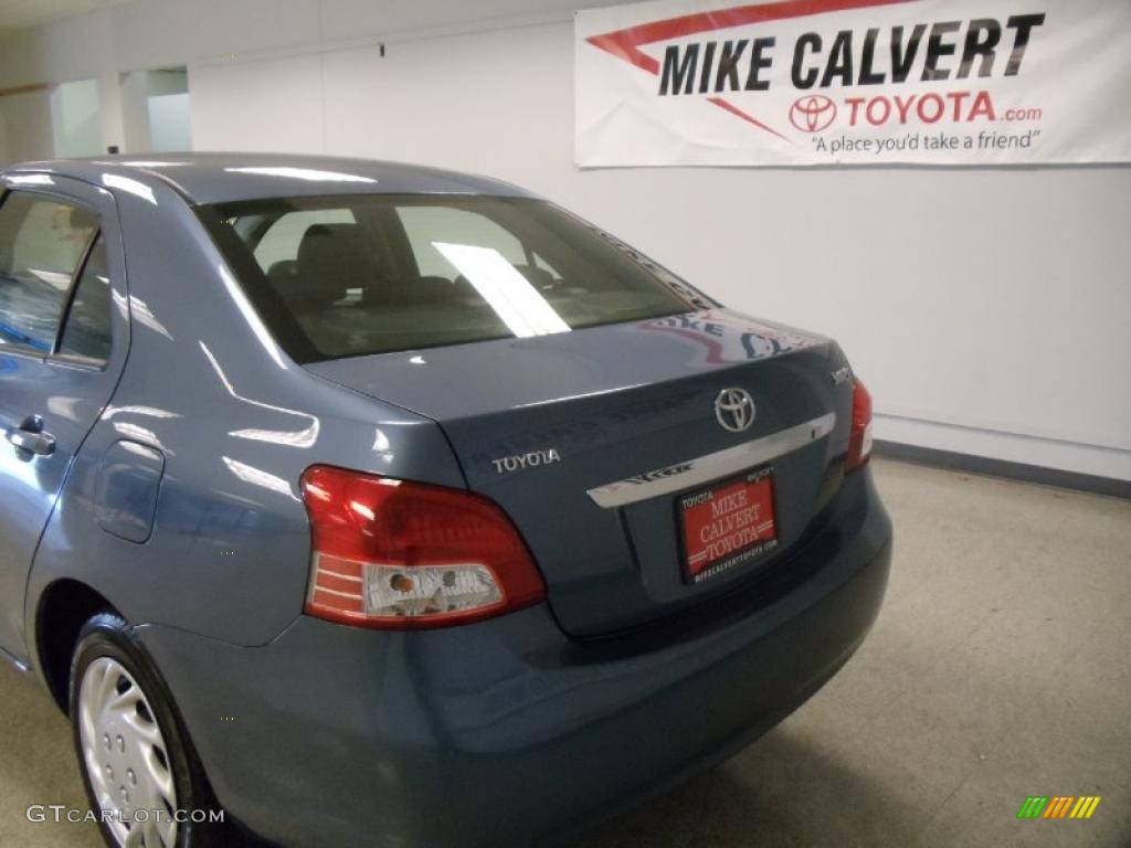 2010 Yaris Sedan - Pacific Blue Metallic / Dark Charcoal photo #7