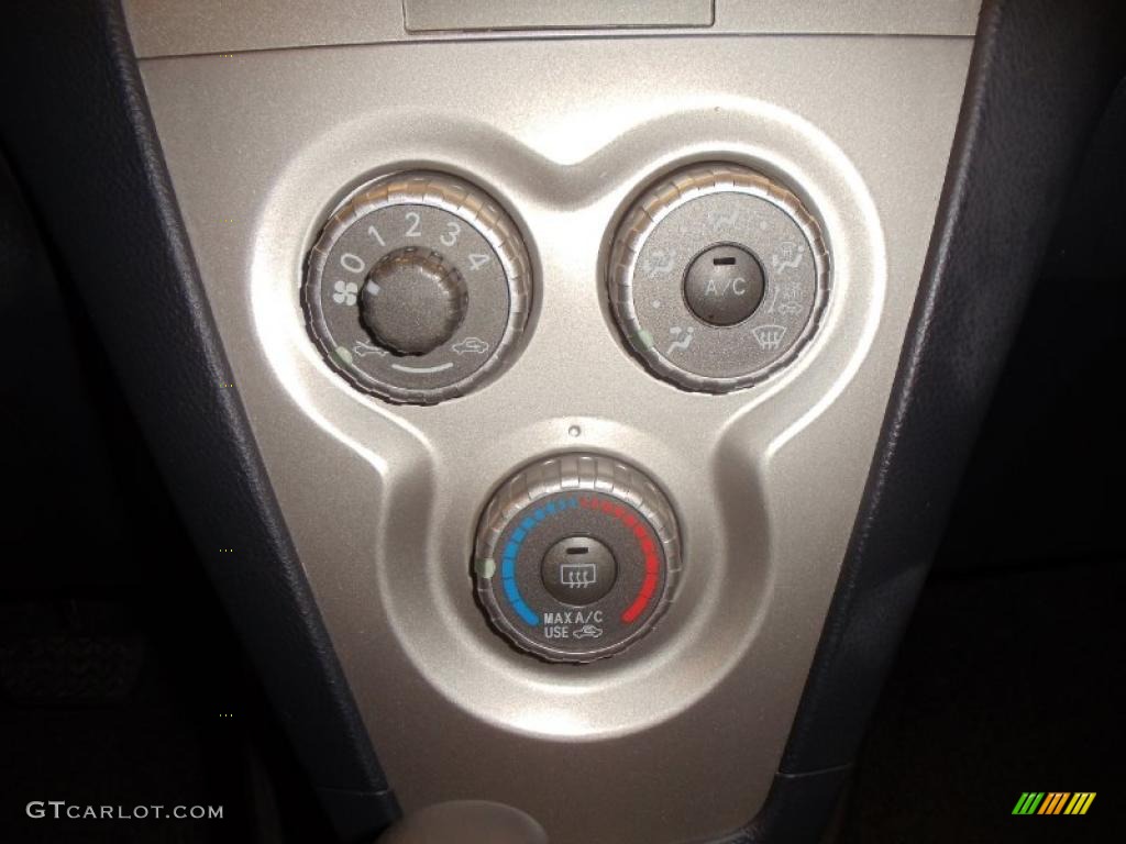 2010 Yaris Sedan - Pacific Blue Metallic / Dark Charcoal photo #15