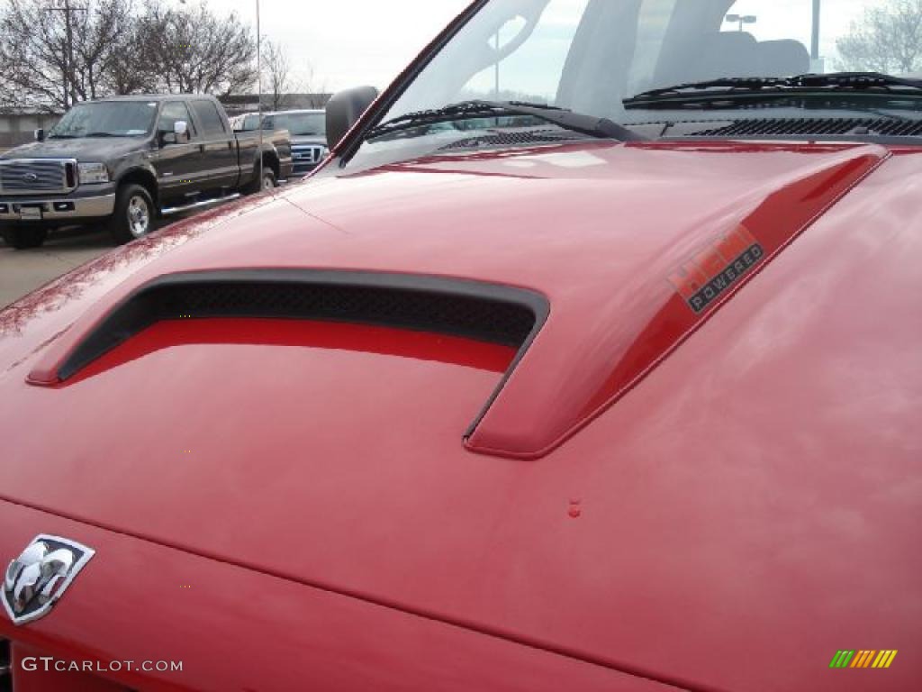 2004 Ram 1500 SLT Sport Quad Cab - Flame Red / Dark Slate Gray photo #31