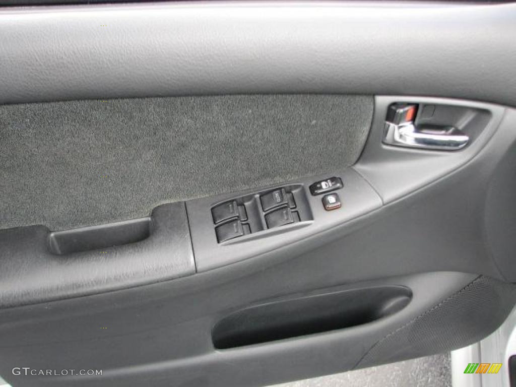 2005 Corolla S - Silver Streak Mica / Black photo #19