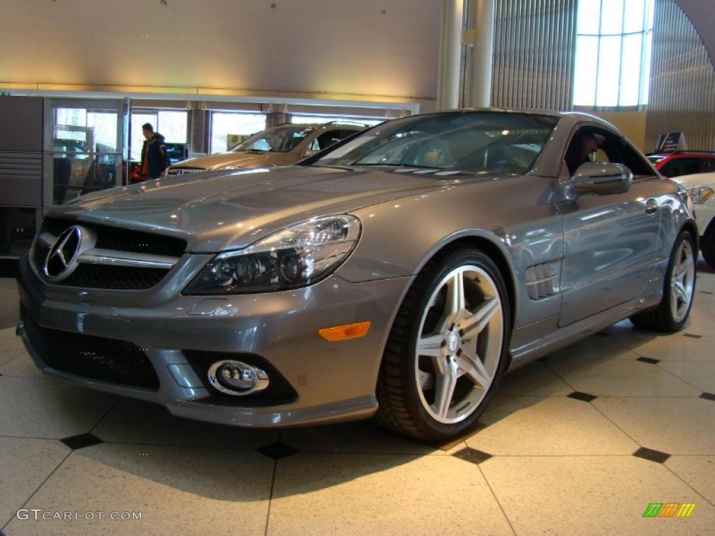 2011 SL 550 Roadster - Palladium Silver Metallic / Red photo #1