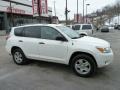 Super White - RAV4 4WD Photo No. 5